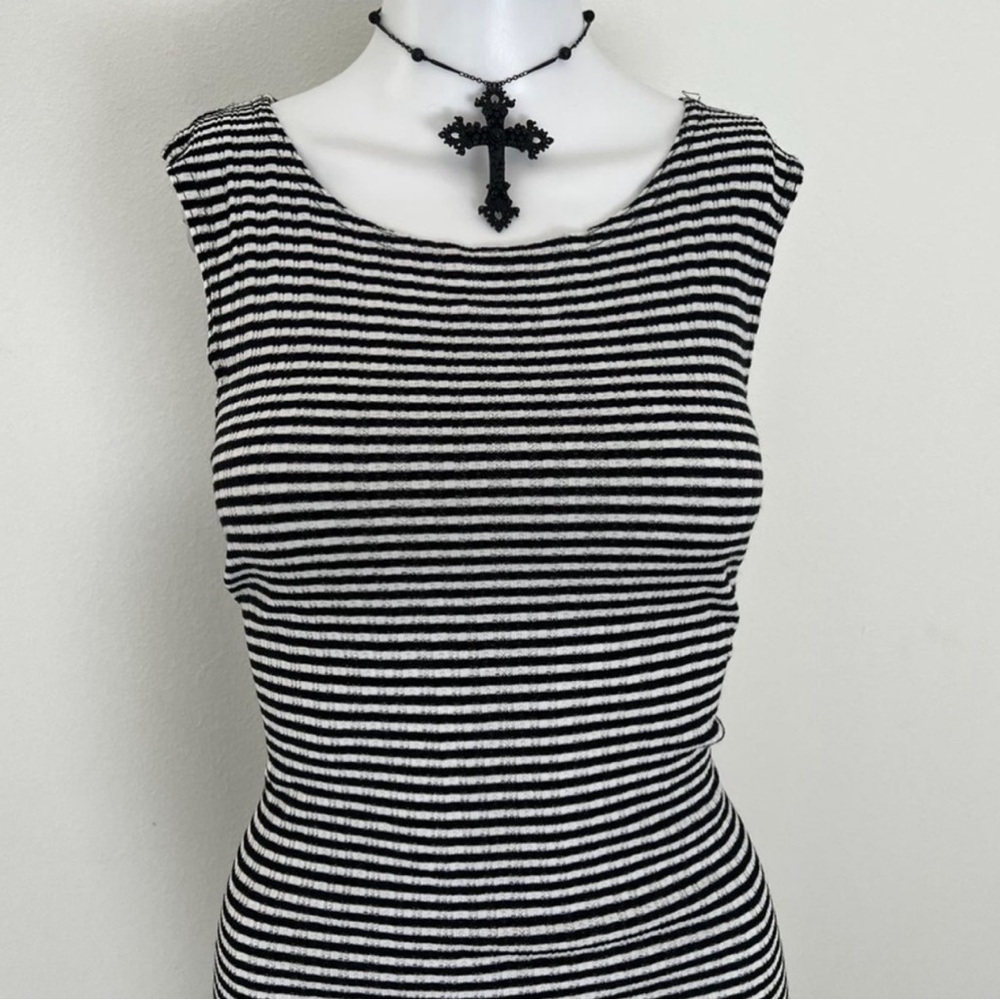 BYER TOO! Dress - Chic Black and White Striped Maxi Body Dress 90s - Picture 4 of 7